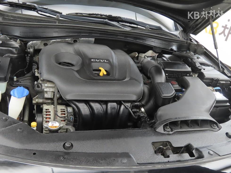 Kia K5 — miniaturë 20