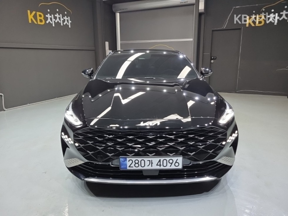 Kia K8