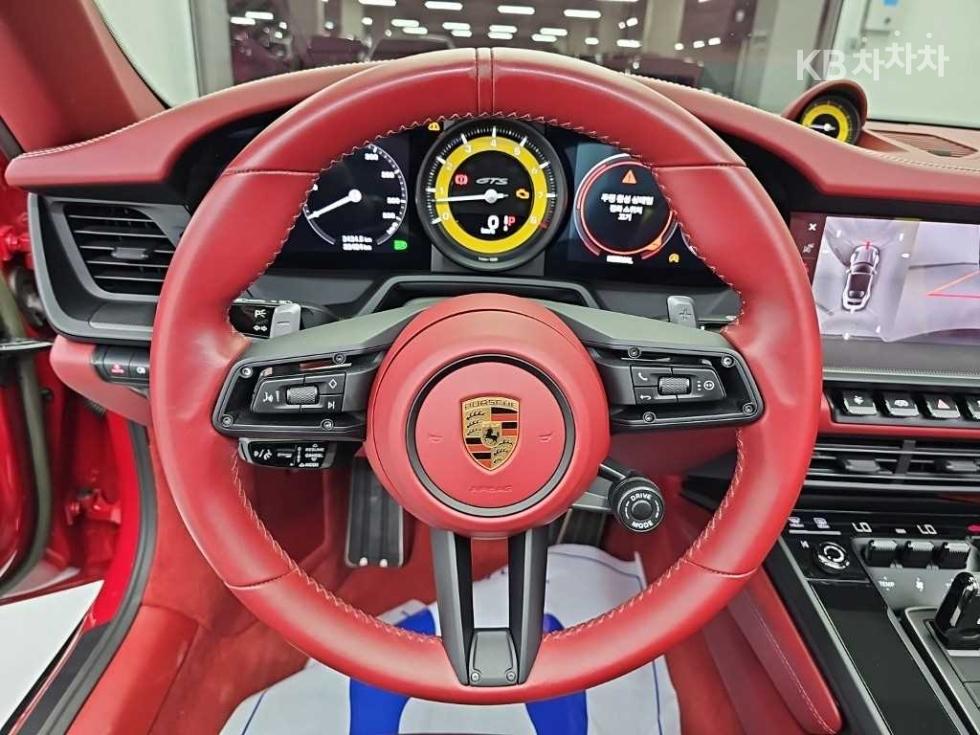 Porsche 911 — miniaturë 9