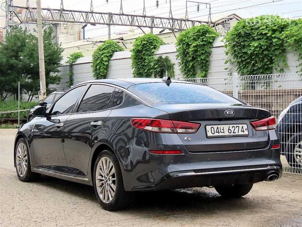 Kia K5 — miniaturë 3