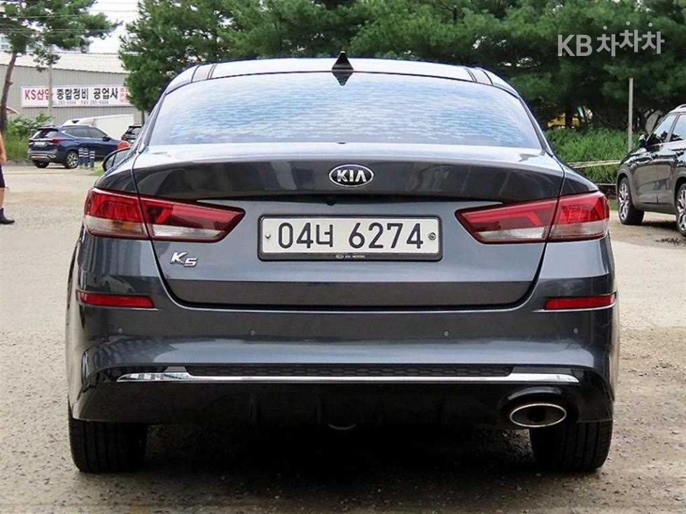 Kia K5 — miniaturë 4