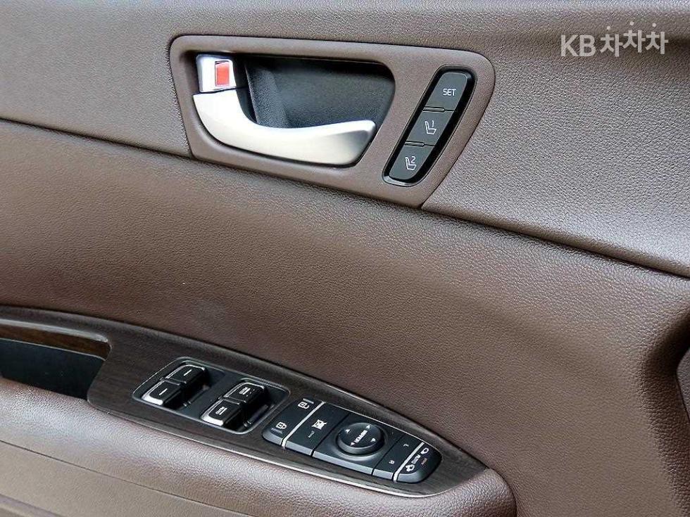 Kia K5 — miniaturë 11