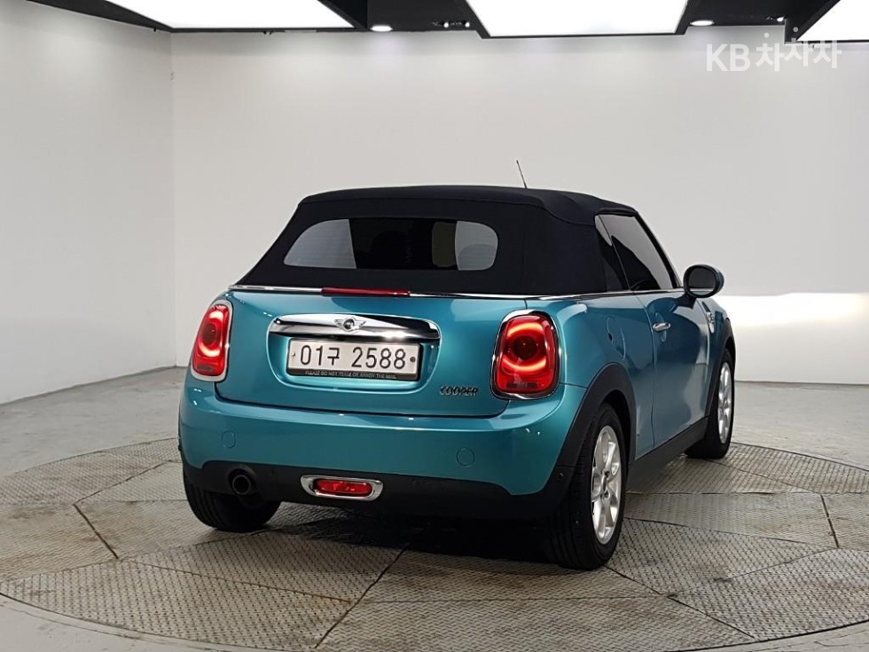 MINI Convertible — miniaturë 4