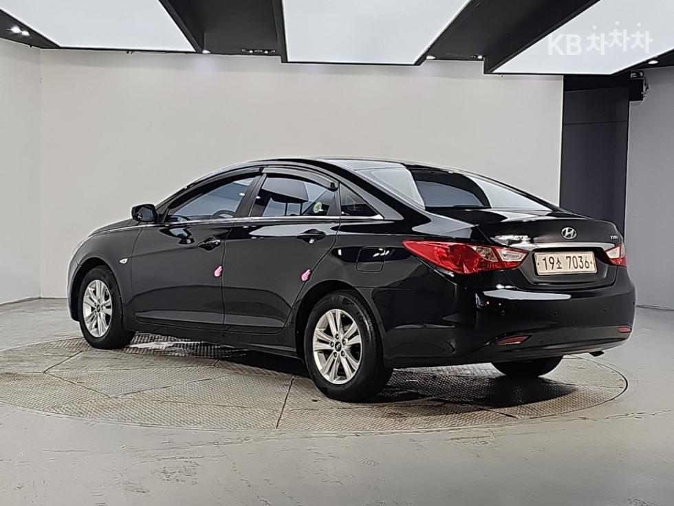 Hyundai Sonata — miniaturë 4