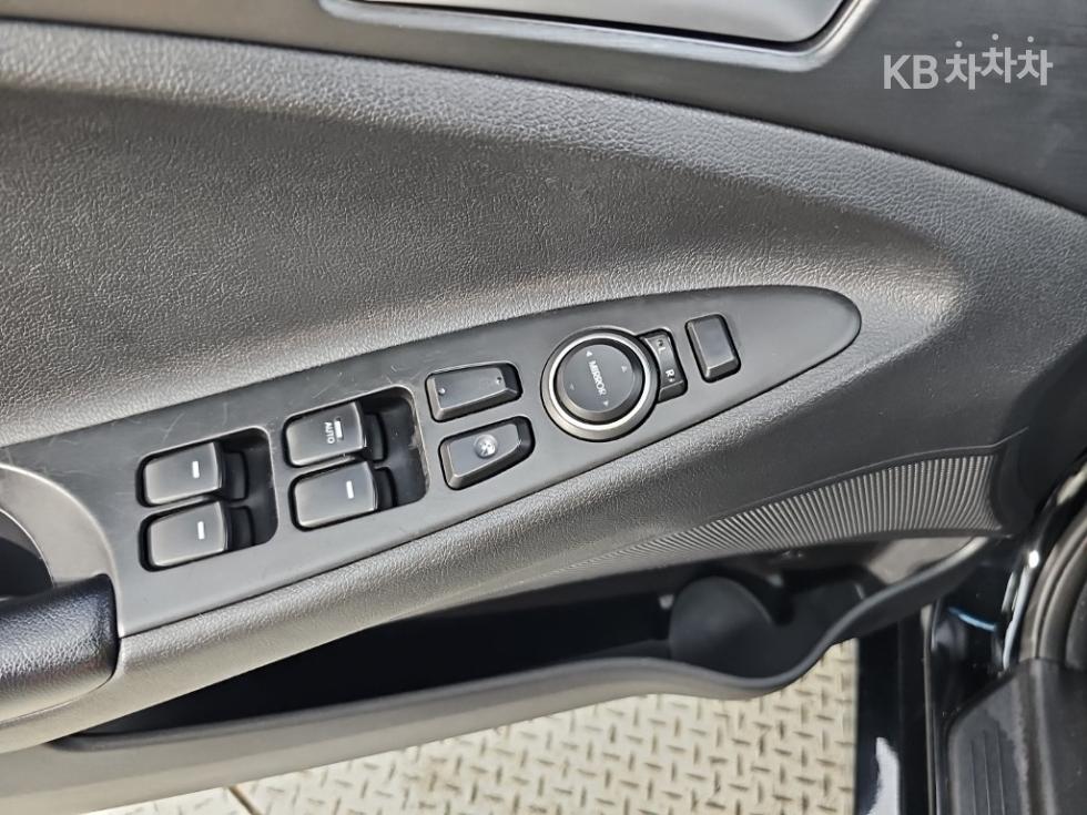Hyundai Sonata — miniaturë 16
