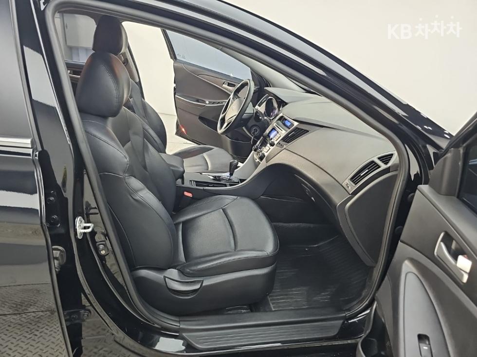 Hyundai Sonata — miniaturë 17