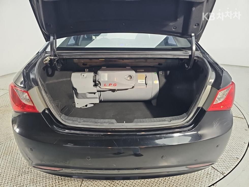 Hyundai Sonata — miniaturë 19