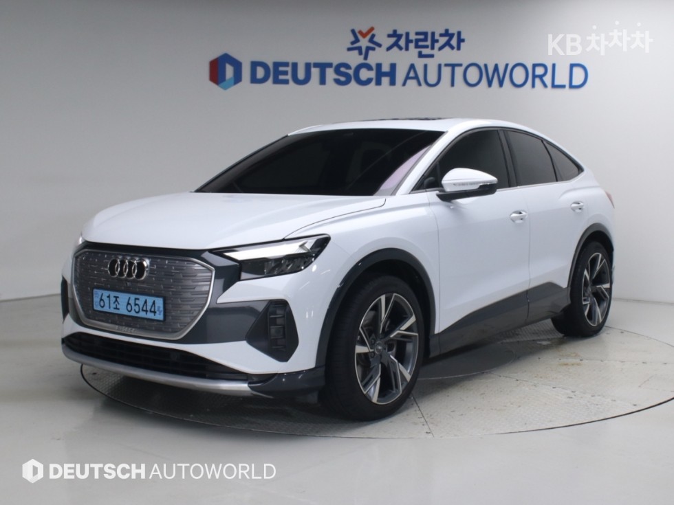 아우디 Q4 2025년식 아우디 Q4 e-tron 45 Sportback Premium