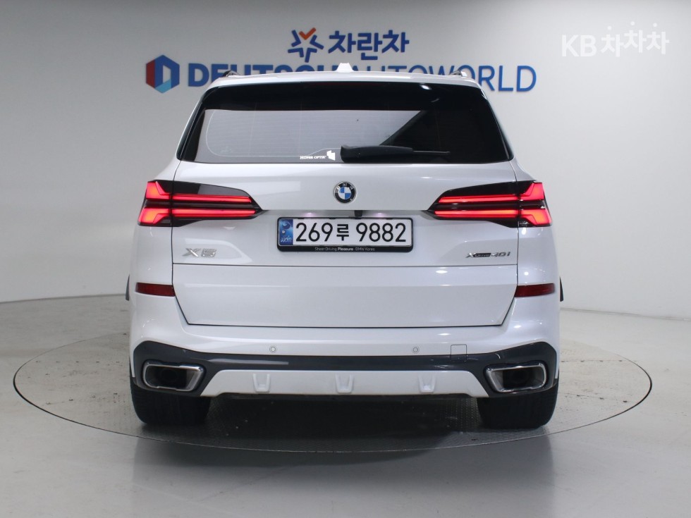BMW X5 — miniaturë 4