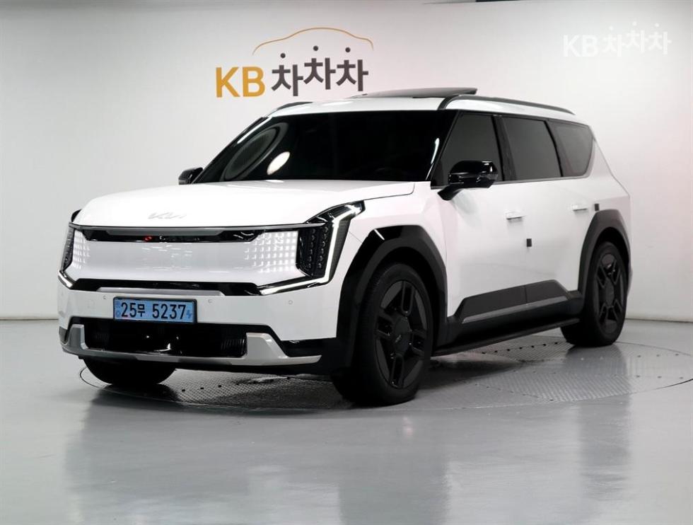 기아 EV9 2023년식 기아 EV9 AWD 어스