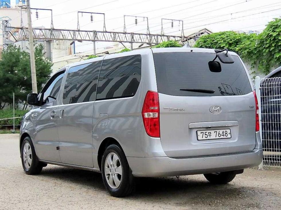 Hyundai Starex — miniaturë 3
