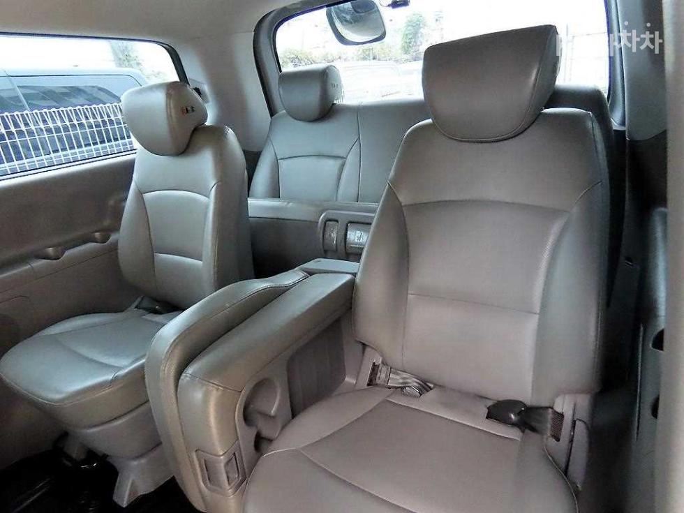Hyundai Starex — miniaturë 7
