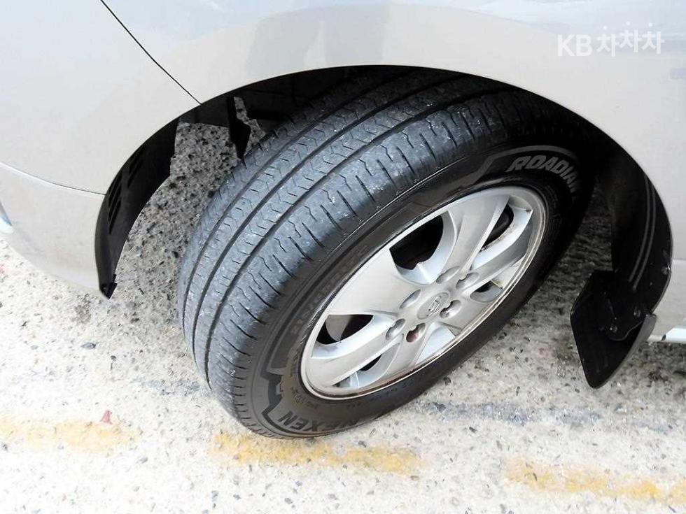 Hyundai Starex — miniaturë 19