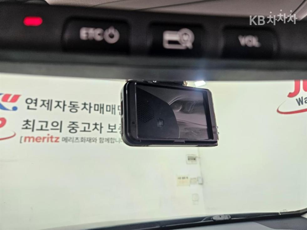 Kia K7 — miniaturë 18