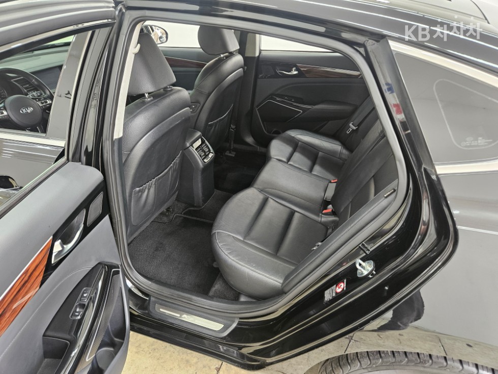 Kia K7 — miniaturë 26