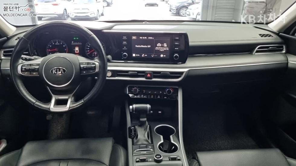 Kia K5 — miniaturë 7