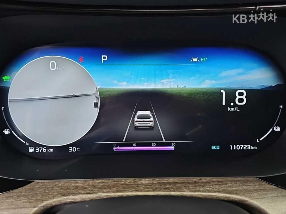 Kia K5 — miniaturë 6