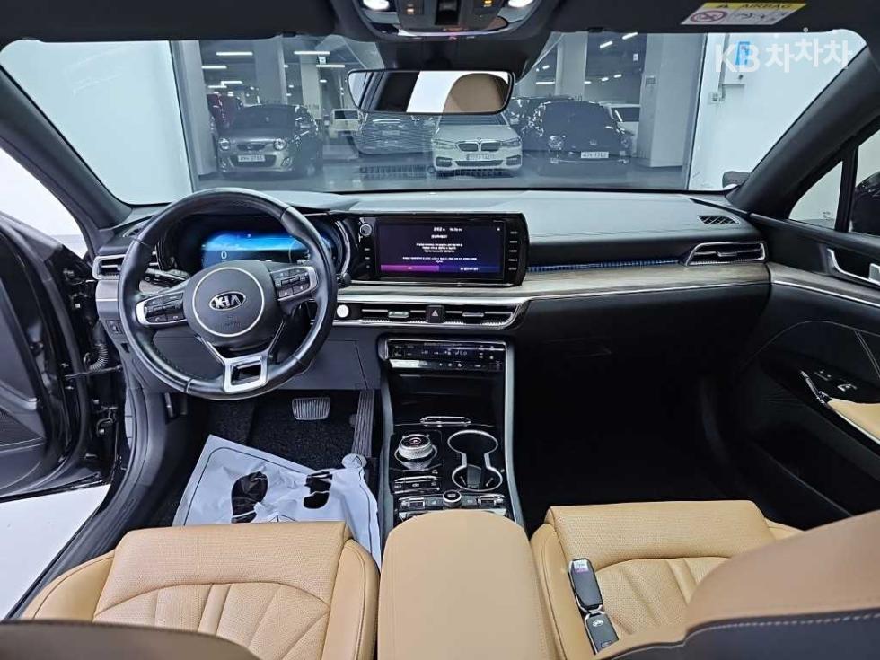 Kia K5 — miniaturë 7