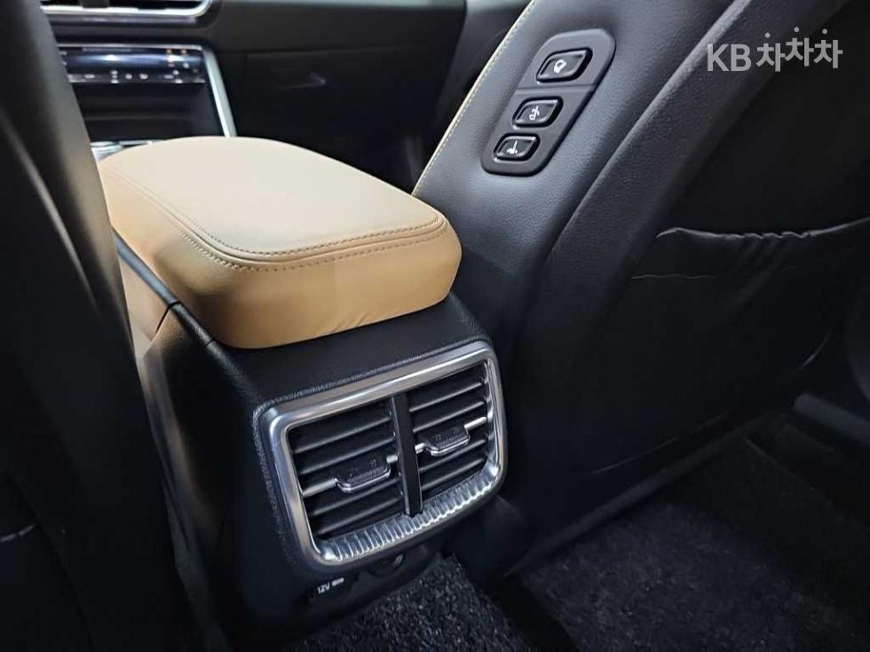 Kia K5 — miniaturë 14