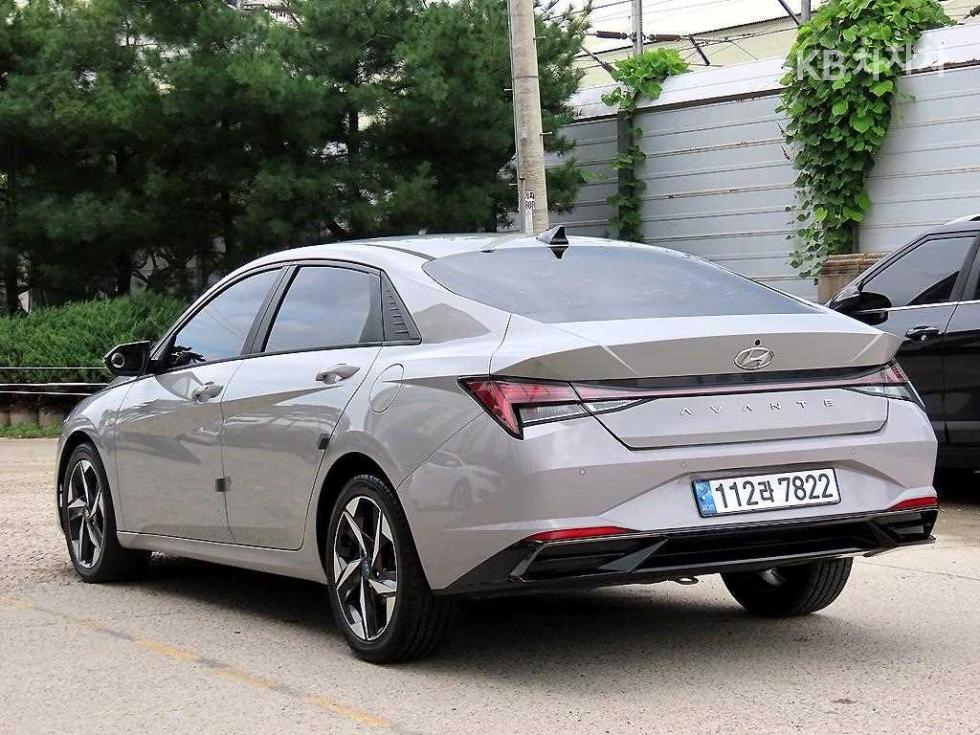 Hyundai Avante — miniaturë 3