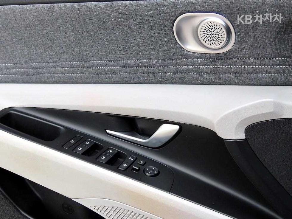Hyundai Avante — miniaturë 11