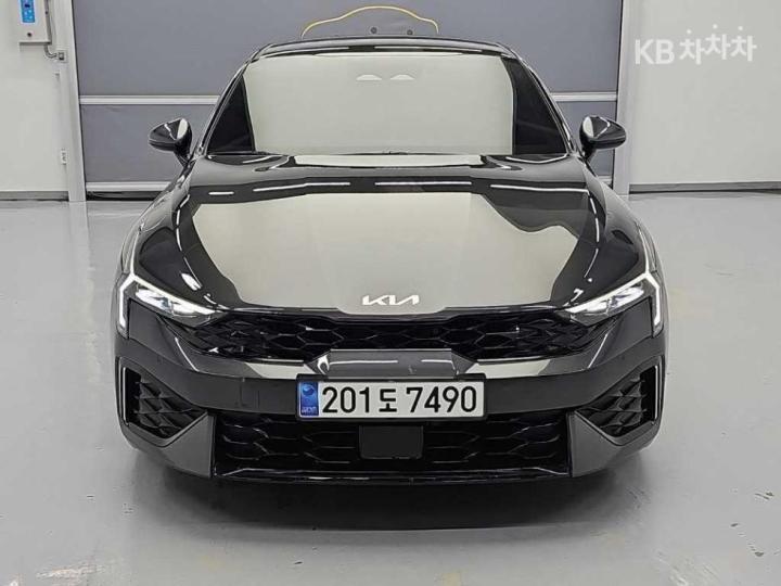 Kia K5 — miniaturë 3