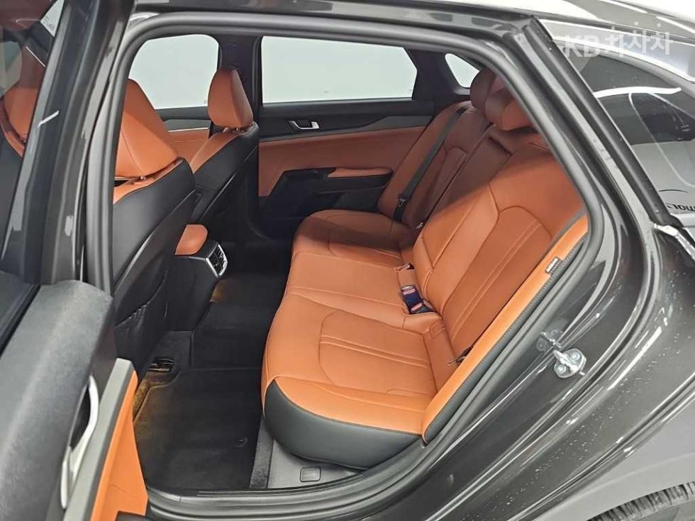 Kia K5 — miniaturë 12