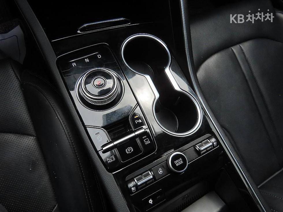 Kia K5 — miniaturë 10