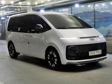 Hyundai Staria 9  basic — foto 1