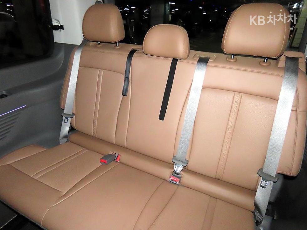 Hyundai Staria — miniaturë 8