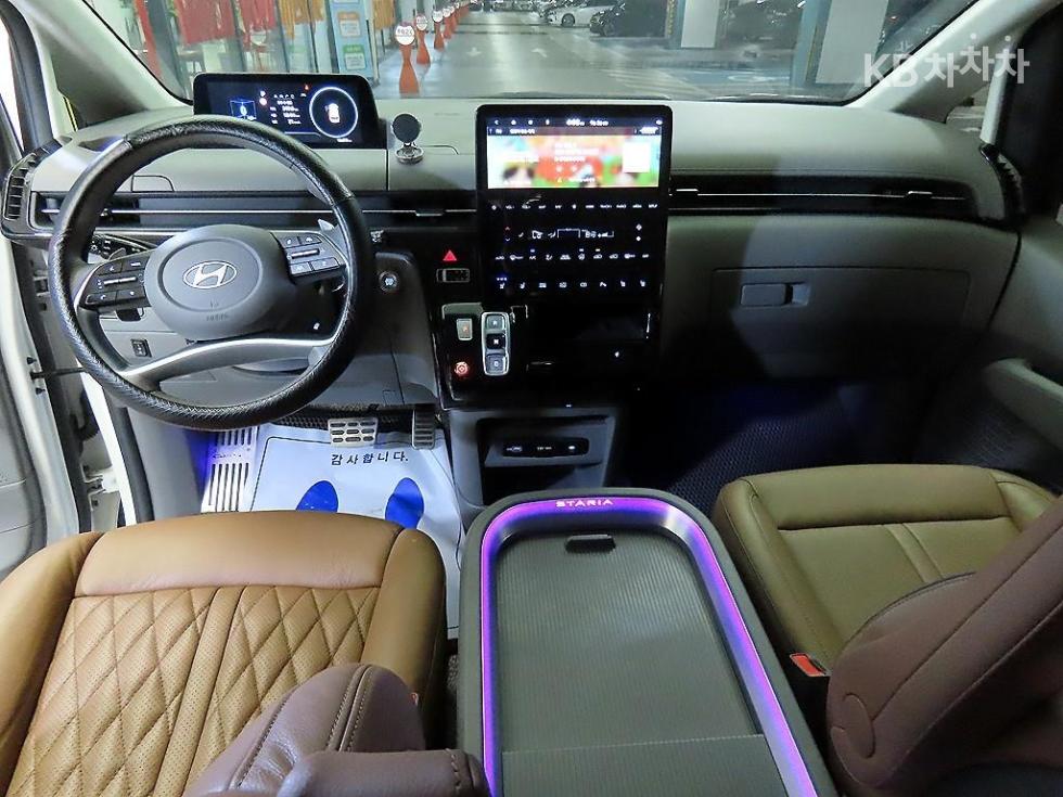 Hyundai Staria — miniaturë 11