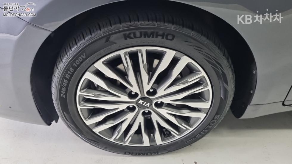 Kia K7 — miniaturë 6
