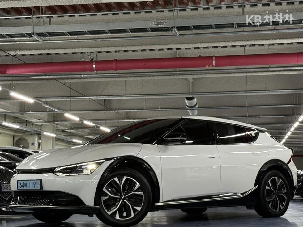 기아 EV6 2022년식 기아 EV6 롱 레인지 2WD 어스