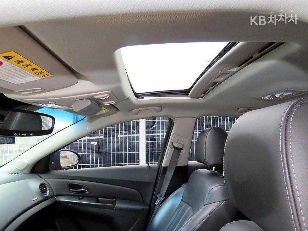Chevrolet Cruze — miniaturë 17
