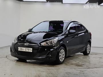 Hyundai Accent 1.4 vvt  smart — foto 1