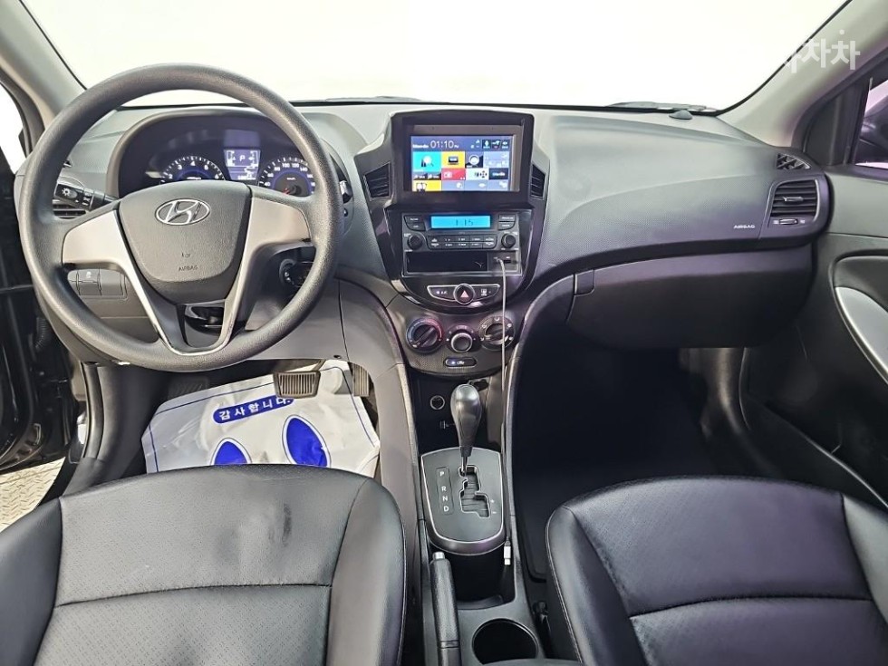 Hyundai Accent — miniaturë 5