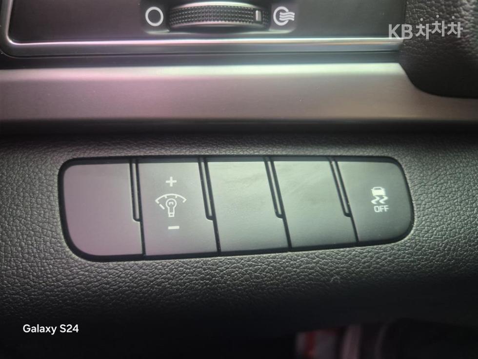 Hyundai Avante — miniaturë 12