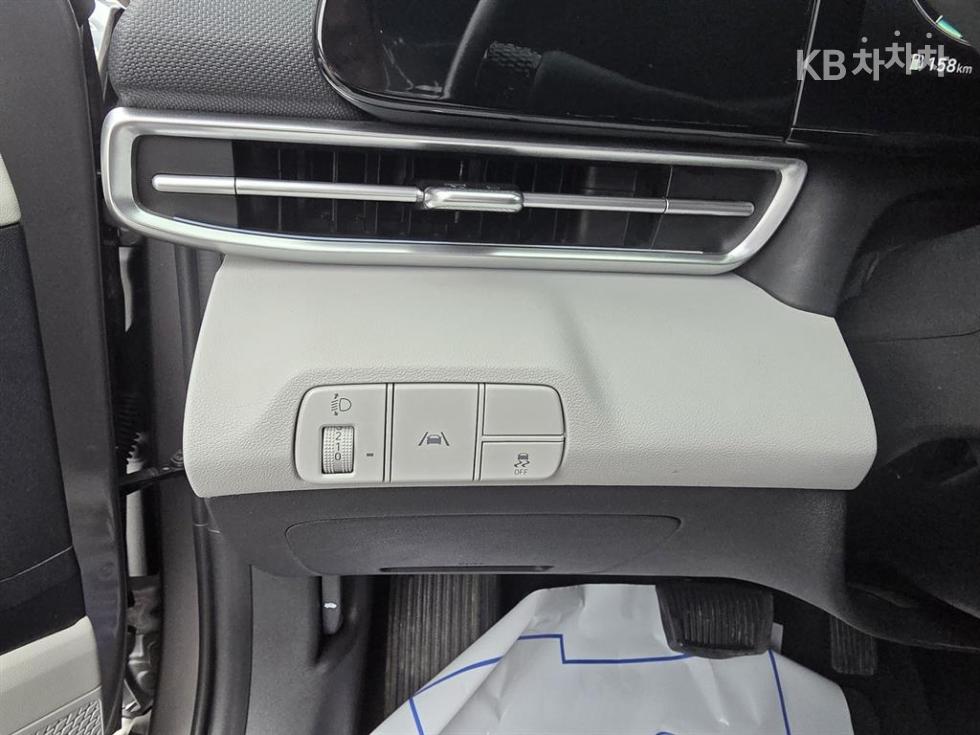 Hyundai Avante — miniaturë 11