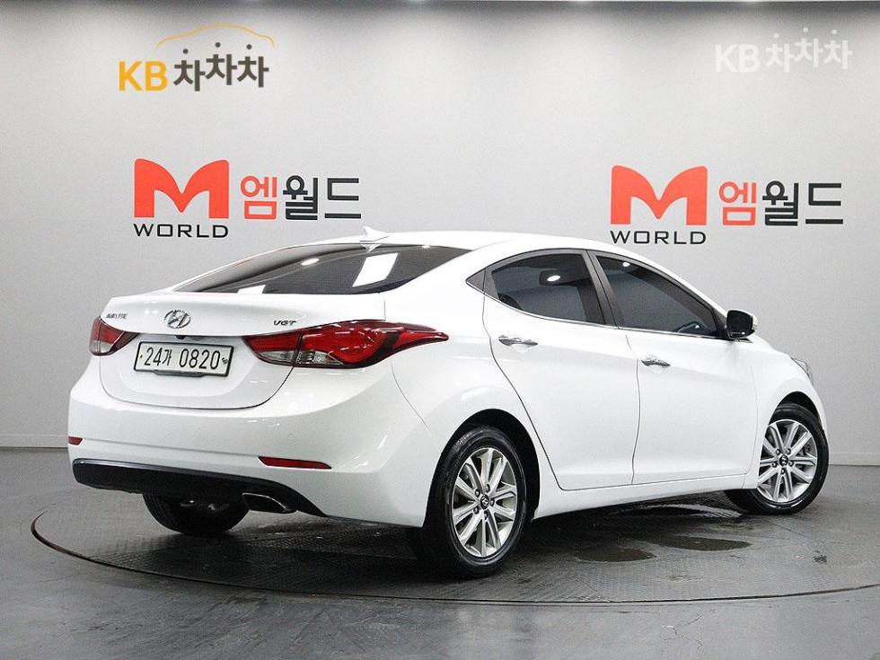 Hyundai Avante — miniaturë 3