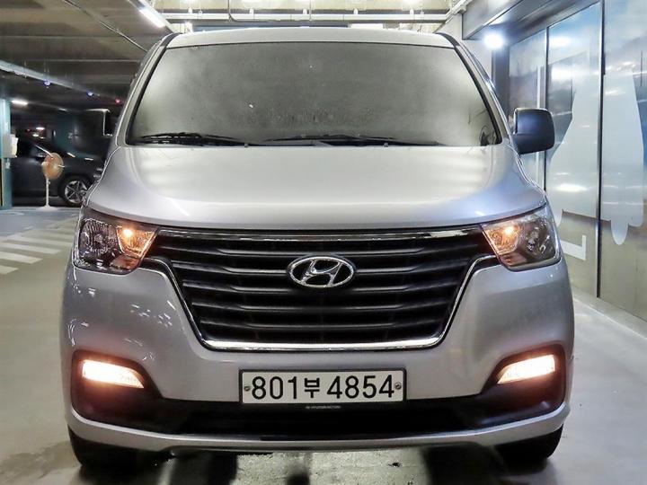 Hyundai Starex — miniaturë 2