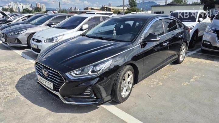 Hyundai Sonata 2.0  mordern — foto 1