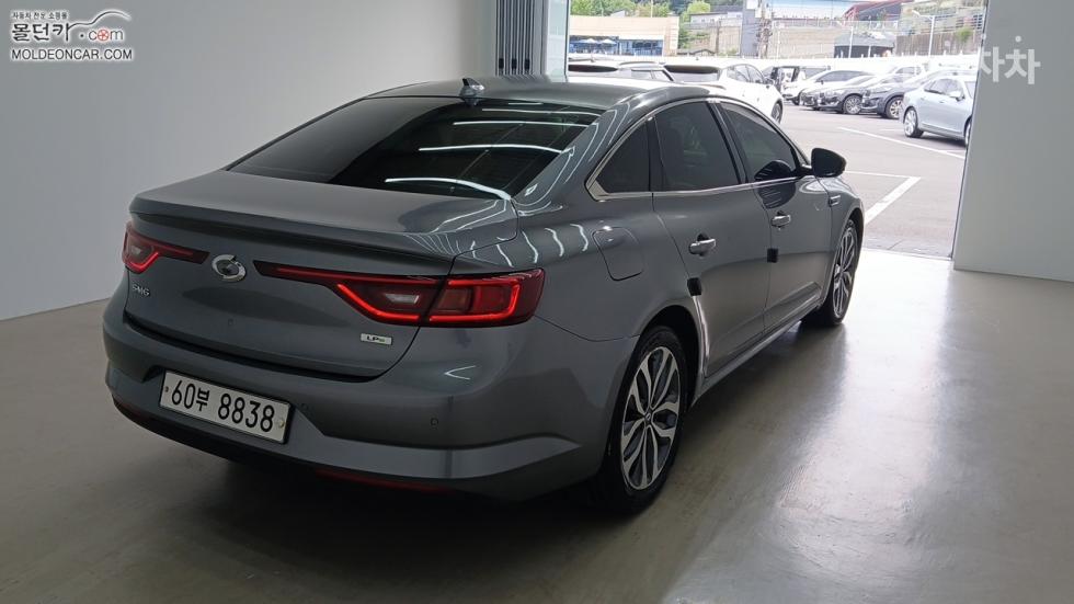 Renault Samsung SM6 — miniaturë 2