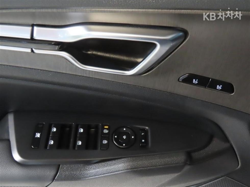 Kia Sportage — miniaturë 12