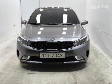 Kia K3 1.6  gasoline  deluxe — foto 1