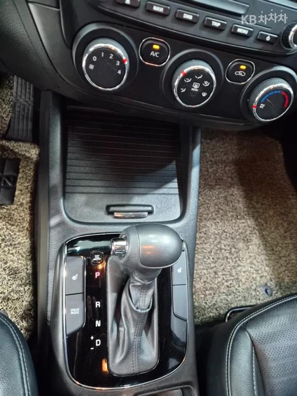 Kia K3 — miniaturë 16