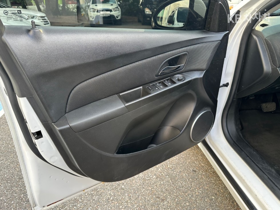 Chevrolet Cruze — miniaturë 16
