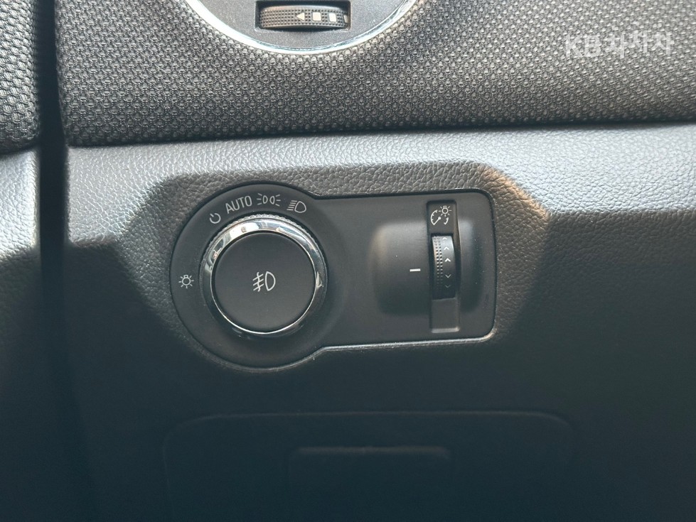 Chevrolet Cruze — miniaturë 28