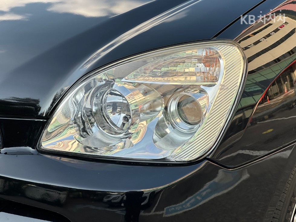 Kia Carens — miniaturë 7