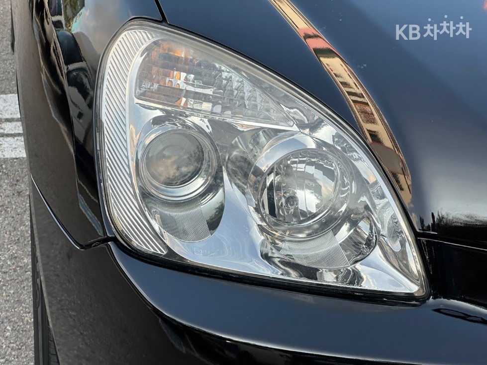 Kia Carens — miniaturë 8