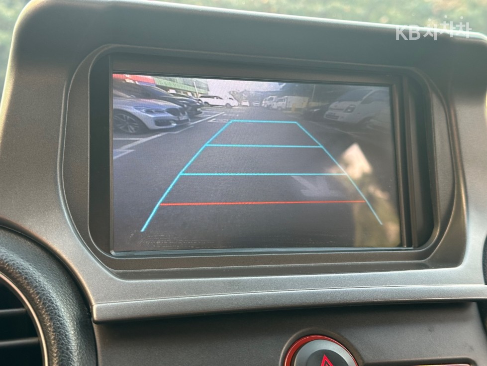 Kia Carens — miniaturë 20